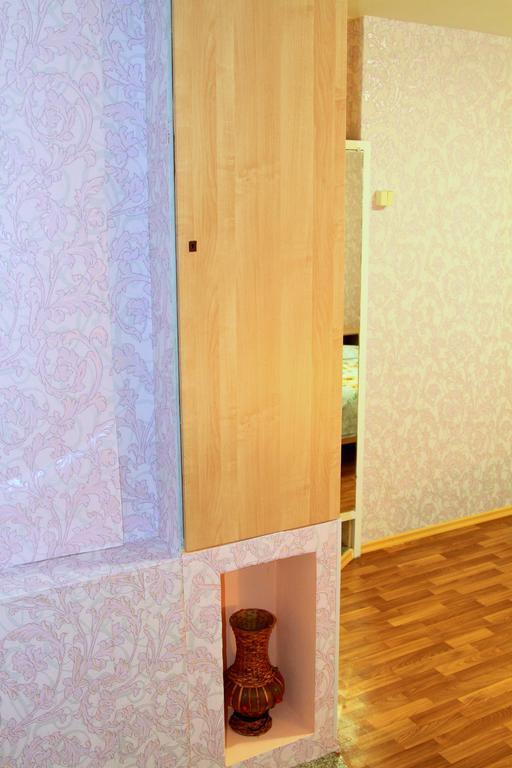 Apartment On Kharkovskoe Shosse 170 B Kiev Bagian luar foto